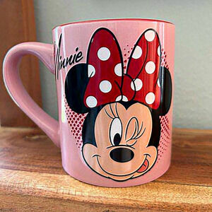 Disney Minnie Mouse Winking Coffee Drinking Mug 14oz Pink and Red Two Tone‎